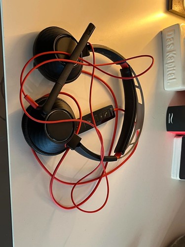 Poly blackwire c3320 headset - poly,