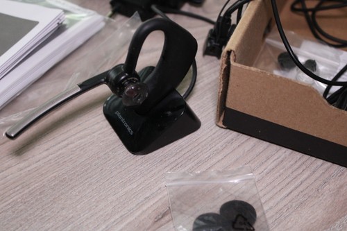 Plantronics voyager legend - voyager,