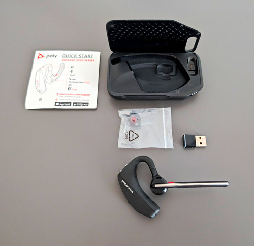 Poly plantronics voyager - /,